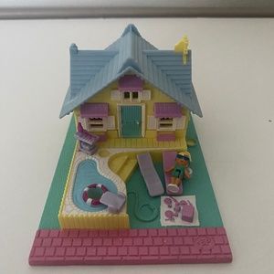 Vintage 1993 Bluebird Polly Pocket Summer House